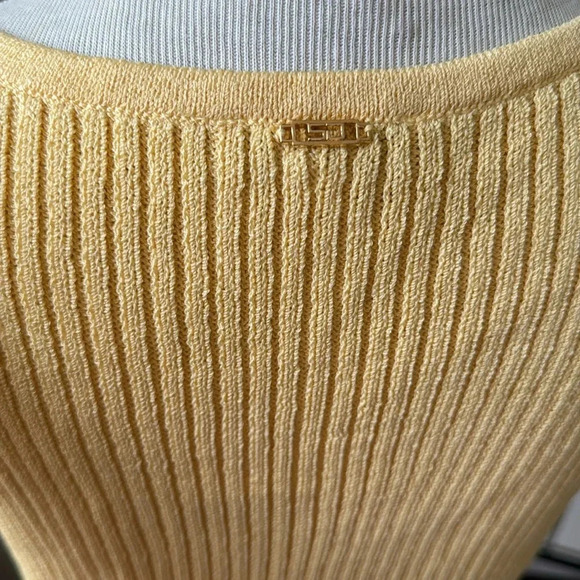 St. John Sport yellow knit tank top with double white bottom ribbon wool size XL - Picture 5 of 9